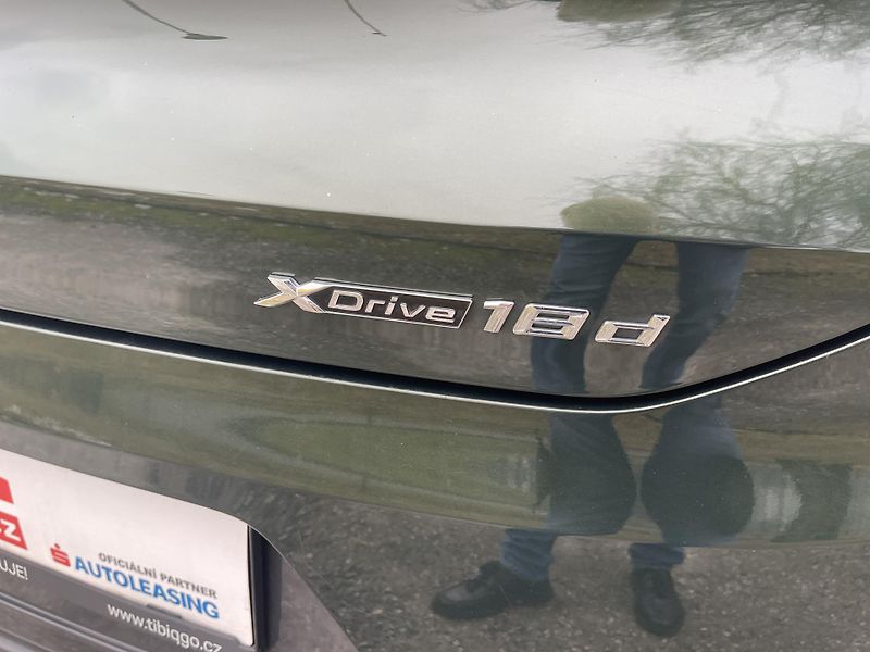 BMW X2 2.0xD M-paket-AT-KŮŽE-NAVI-ČR! - fotka 16 z 42