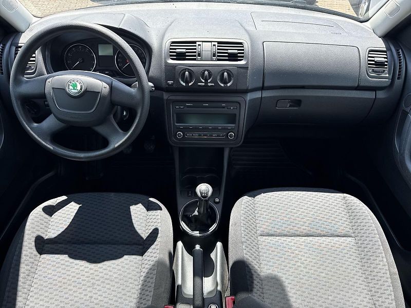 Škoda Roomster (2011) 1.2 TSI Ambition - fotka 5 z 24