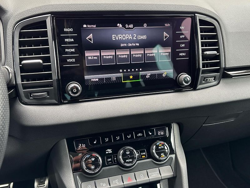 Škoda Karoq SPORT LINE - fotka 12 z 30