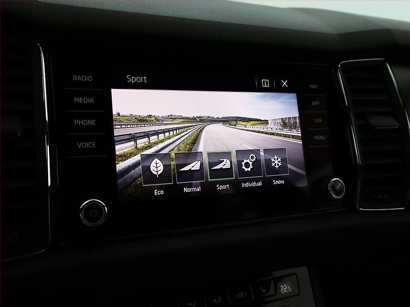 Škoda Kodiaq (2019) Sportline 2.0 TDI 4x4 - fotka 16 z 23