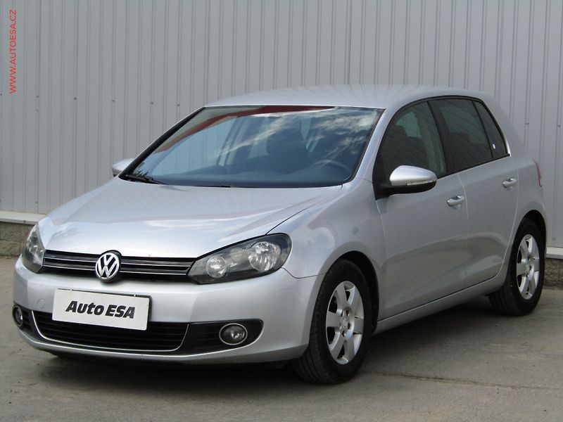 Volkswagen Golf (2008) 2.0TDi, Highline - fotka 3 z 17