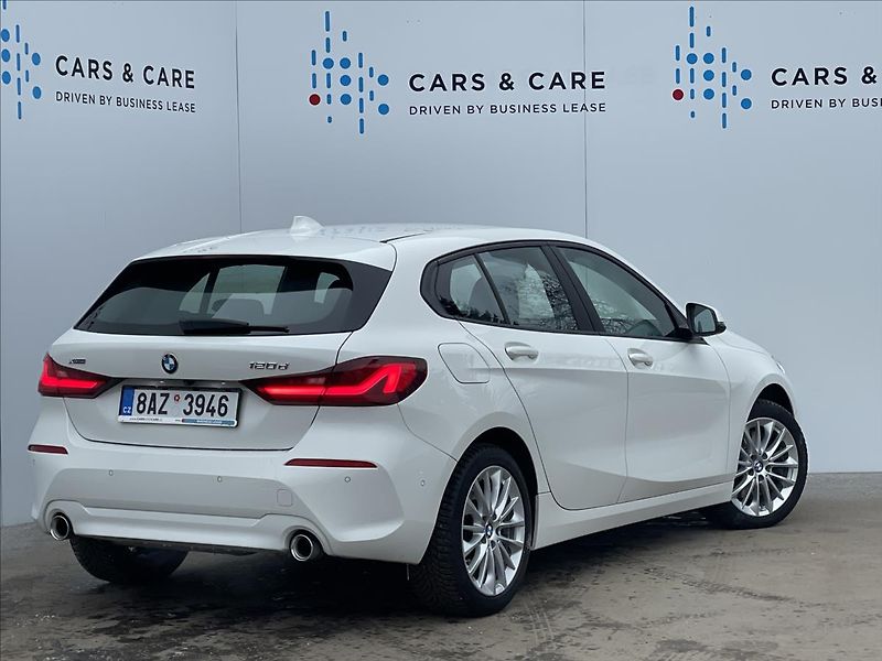 BMW Řada 1 2,0 120d xDrive AT8 Advantage - fotka 3 z 22