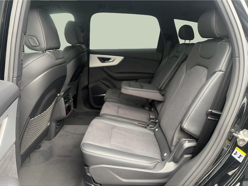 Audi Q7 3.0TDi Sline quattro - fotka 12 z 20