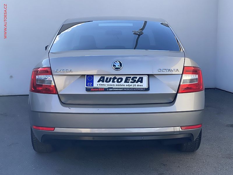 Škoda Octavia (2017) 1.0 TSi, ČR, Ambition Fresh - fotka 5 z 18