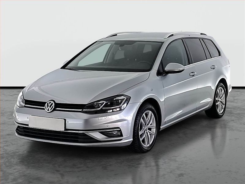 Volkswagen Golf (2020) 1.5 TSI, Automat, Tempomat - fotka 2 z 22