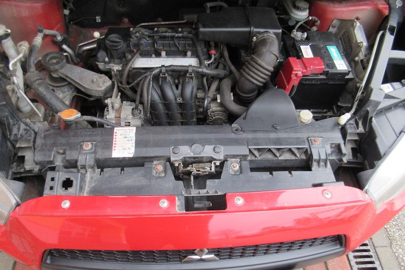 Mitsubishi Colt 1.1 MPi KLIMA SADA KOL - fotka 16 z 17