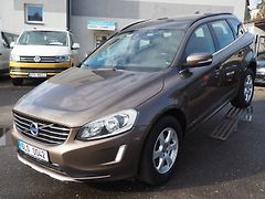 Volvo XC60 (2015) 2.4D D4 AWD - fotografie inzerátu