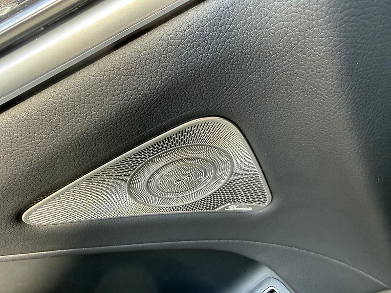Mercedes-Benz Třídy S (2024) S 450d 4MATIC Long - fotka 35 z 43