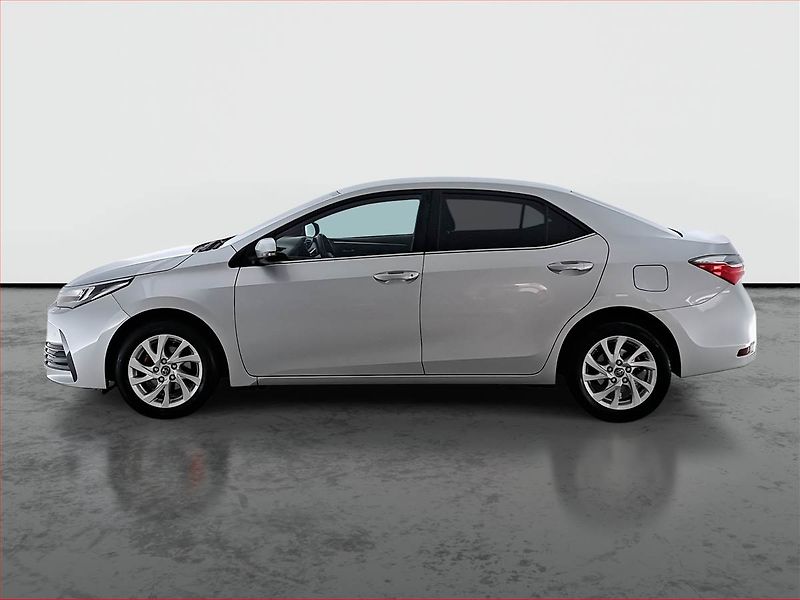 Toyota Corolla (2018) 1.6 Valvematic, Serv.kniha - fotka 3 z 19