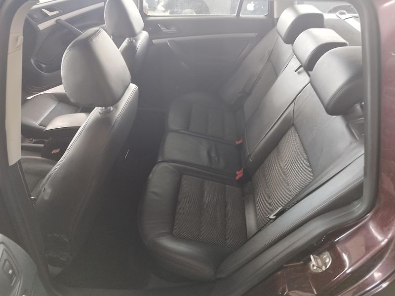Škoda Octavia (2010) 1,6TDI,77KW,DSG,ALU,NAVI - fotka 16 z 29