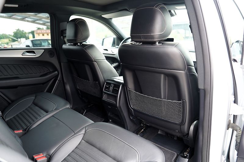 Mercedes-Benz GLE 43 AMG 4Matic/9AT/370PS/DPH - fotka 32 z 43