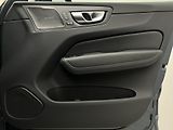 Volvo XC60 B5 AWD PLUS DARK AUT 1.maj. - náhled 7