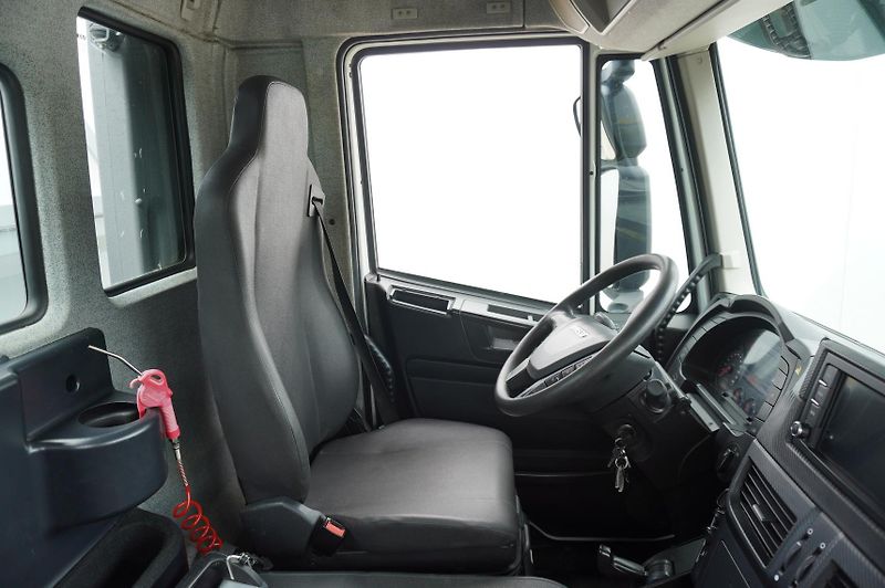 Iveco Stralis (2016) 310 E6 / 120 tho. km! / Crane - fotka 21 z 24