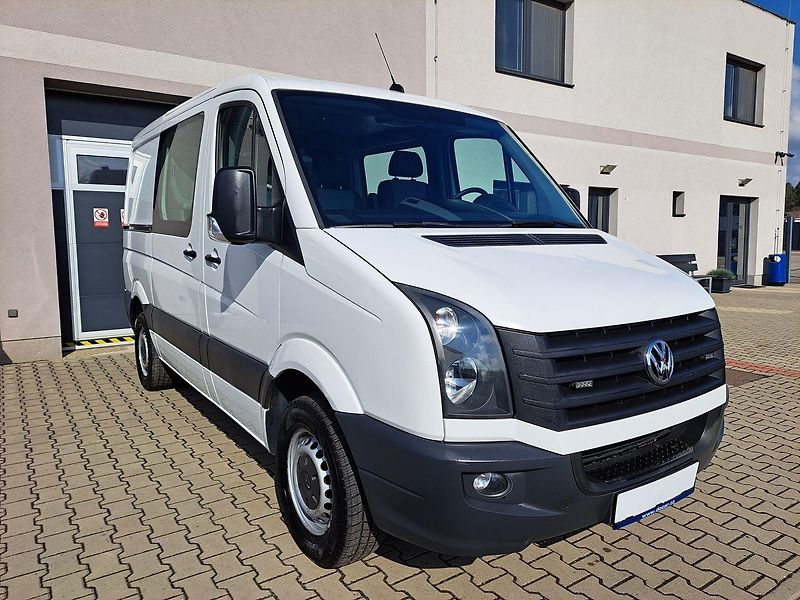 Volkswagen Crafter (2014) 2.0 TDI, 7 míst - fotka 1 z 31