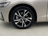 Volvo V60 (2026) B4 AUT DARK PLUS - náhled 18