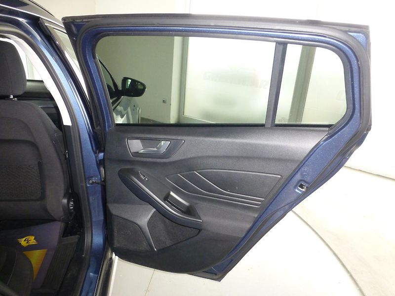 Ford Focus (2020) 2,0TDCI**VYHŘ VOLANT+SED**NAVI - fotka 22 z 27
