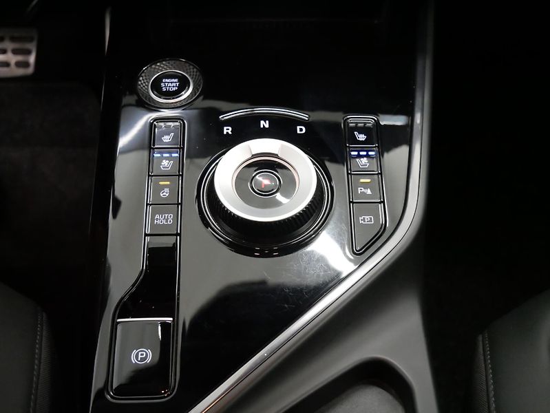 Kia Niro - fotka 25 z 29