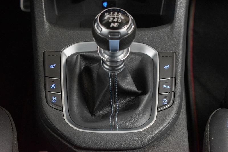 Hyundai i30 N  2.0T-GDI PERF*REMUS*ČR*DPH - fotka 30 z 48