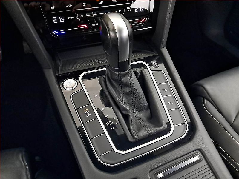 Volkswagen Passat (2020) Elegance 2.0 TDI, Automat - fotka 13 z 19