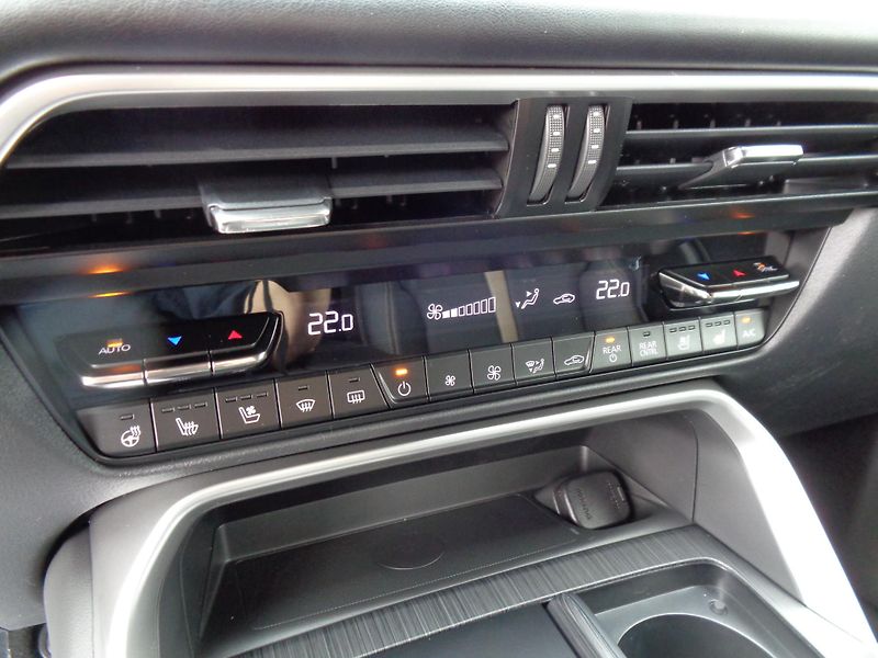 Mazda CX-80 (2026) 3,3d HOMURA,4x4,AT,poh+sound - fotka 15 z 34