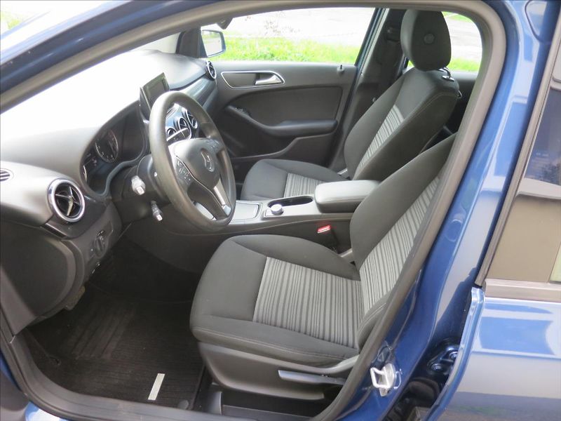 Mercedes-Benz Třídy B 1,6   200 - fotka 9 z 22