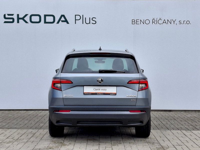 Škoda Karoq (2018) Style DSG 4x4 2,0TDi 110kW - fotka 12 z 35