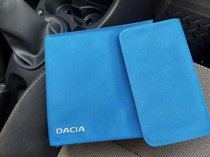 Dacia Duster (2014) 1.6i-16v originalní LPG - fotka 22 z 29