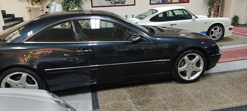 Mercedes-Benz CL (1991) 500 C215 - fotka 8 z 38