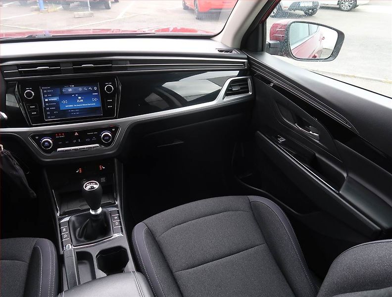 SsangYong Korando (2023) 1.5 T-GDI, 47TKM,Kamera,Klima - fotka 8 z 20