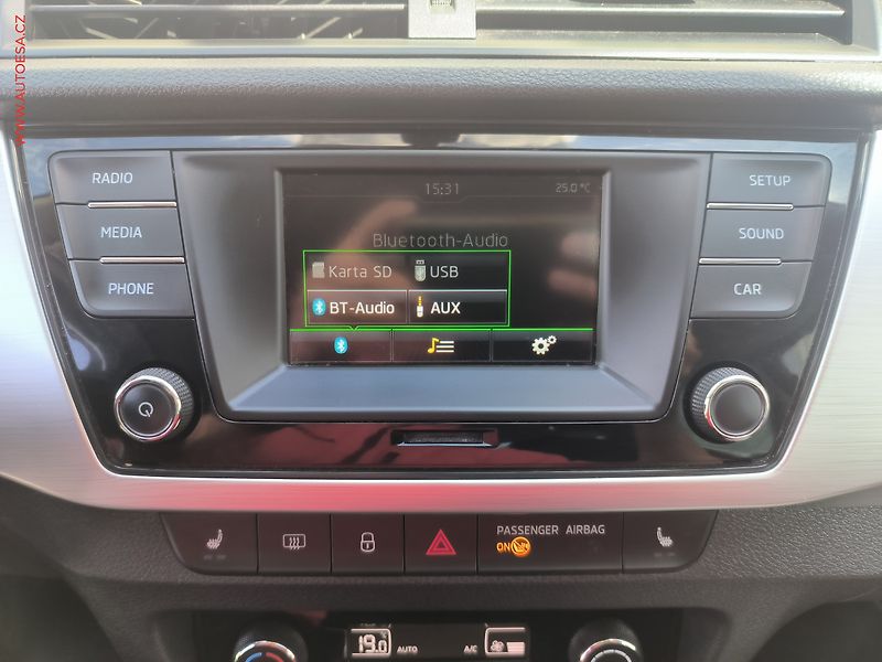 Škoda Fabia (2017) 1.2 TSi, Drive, +kola - fotka 12 z 20