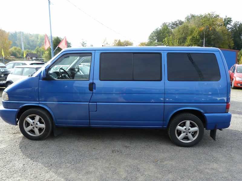 Volkswagen Multivan 2,5 TDI Atlantis - fotka 8 z 36