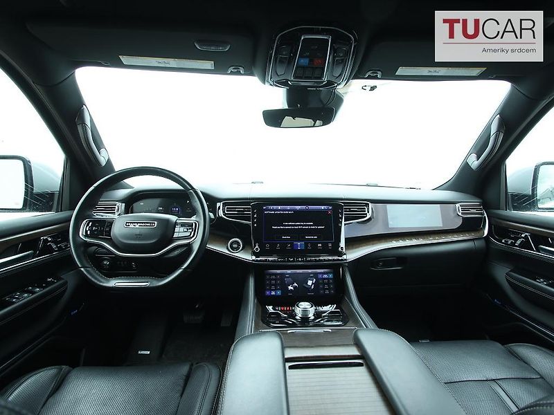 Jeep Grand Wagoneer (2022) 6.4 V8 SERIES III  - fotka 11 z 45