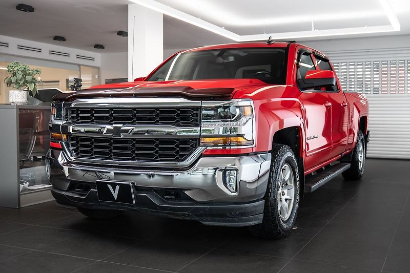 Chevrolet Silverado - fotografie inzerátu