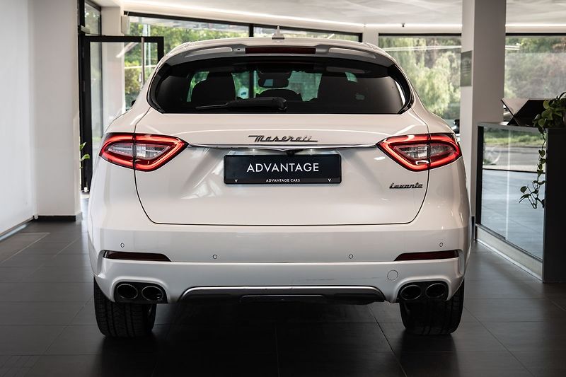 Maserati Levante 360/Pano/Vyhřívaná/Ventilovaná - fotka 3 z 25