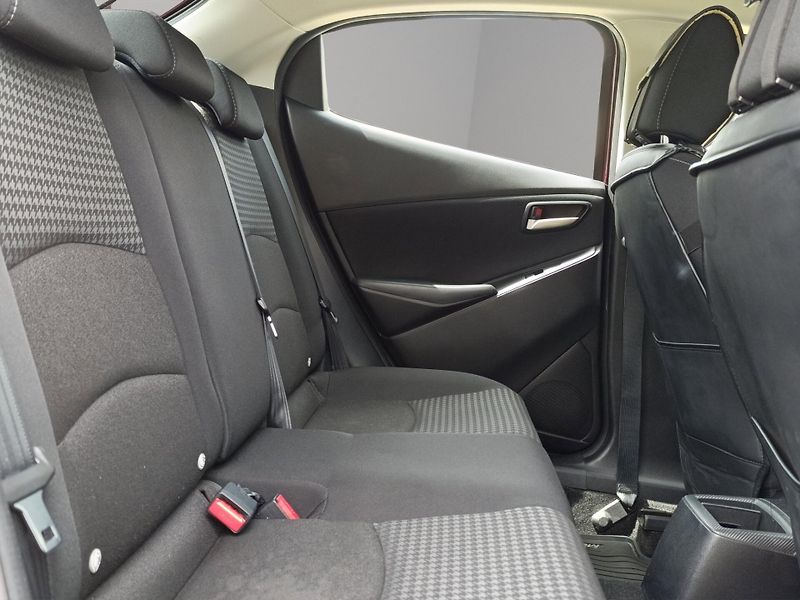 Mazda 2 (2019) CHALLENGE 1.5 SkyActive 55kW, - fotka 15 z 20