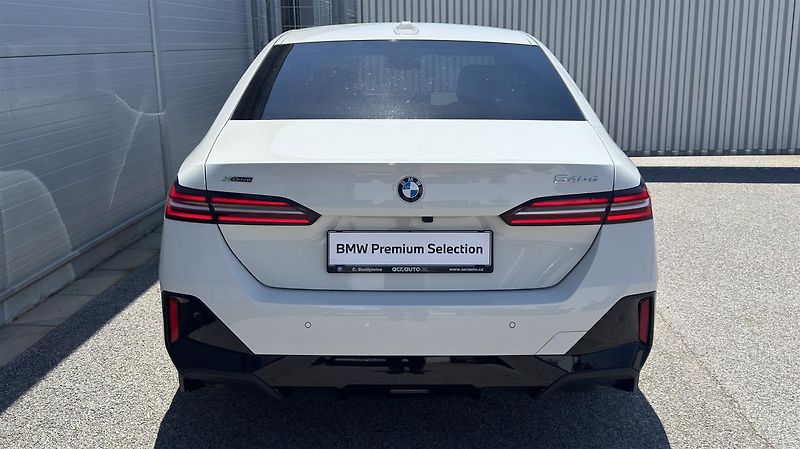 BMW Řada 5 540xd Mpaket ČR DPH - fotka 8 z 14