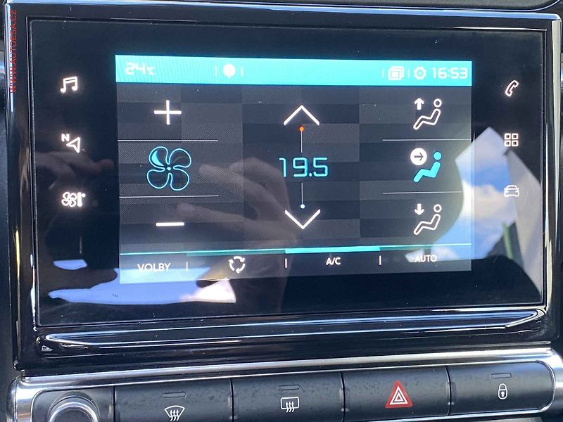Citroën C3 (2022) 1.2, Feel, navi - fotka 14 z 17