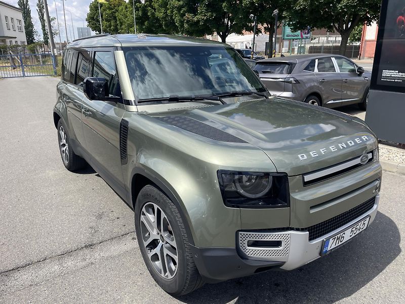 Land Rover Defender (2022) D 300 SE AWD  - fotka 5 z 19