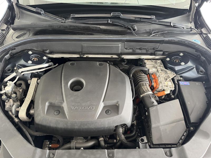 Volvo XC60 T8 AWD*Recharge*REZERVACE! - fotka 36 z 36