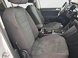 Volkswagen Touran (2023) 1.5 TSI - náhled 9