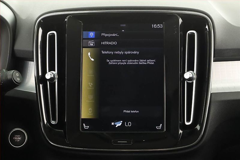 Volvo XC40 (2018) Momentum T3 - fotka 12 z 17