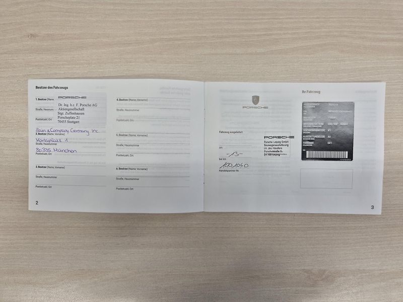 Porsche Taycan Cross Turisno 4S 93kWH  92,6% - fotka 18 z 46
