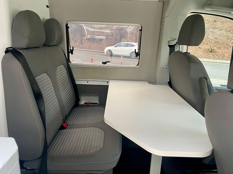 Volkswagen Grand California (2021) Crafter 2,0TDi 130kW AT - fotka 14 z 24