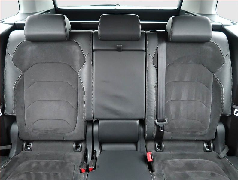 Toyota Yaris (2019) 1.5 Dual VVT-i, Serv.kniha - fotka 10 z 20