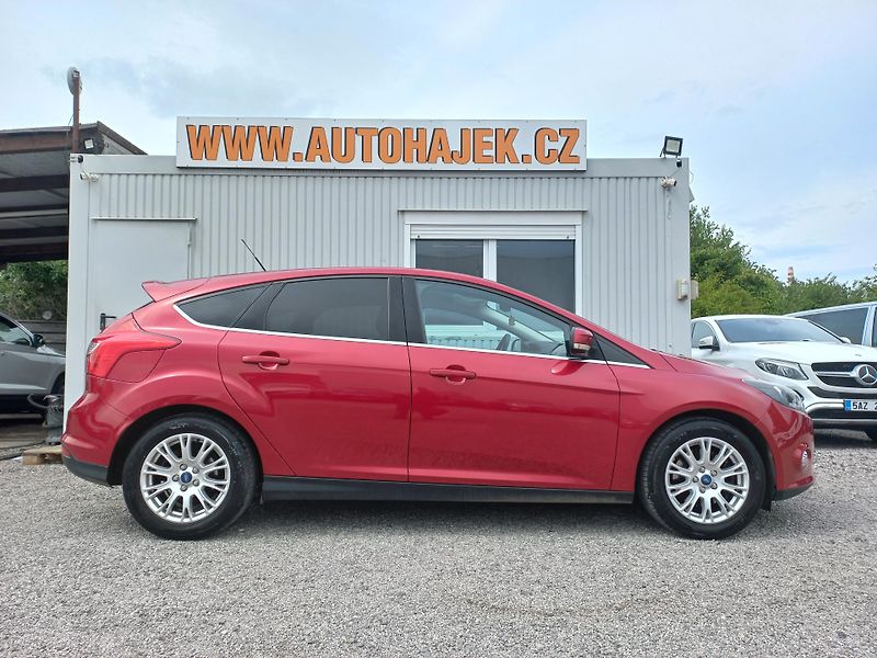 Ford Focus (2011) 1.6i 110kW  - fotka 1 z 22