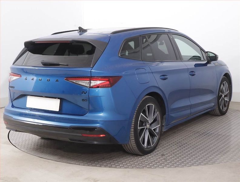 Škoda Enyaq (2022) Sportline iV 60 (62 kWh) - fotka 5 z 20