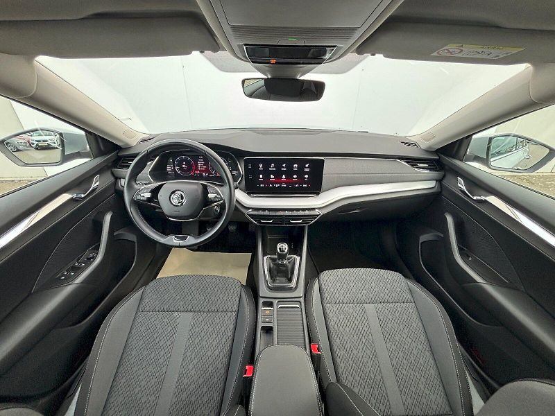 Škoda Octavia (2023) Combi 1.5 TSI 110kW Style - fotka 9 z 35