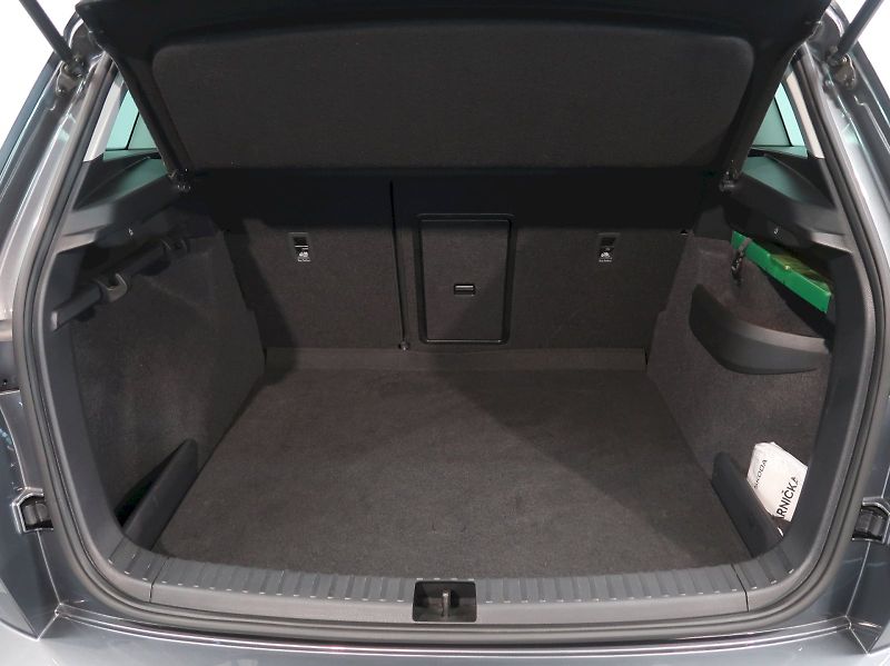 Škoda Karoq (2025) SELECTION 2.0TDI 85KW TAŽNÉ - fotka 39 z 40