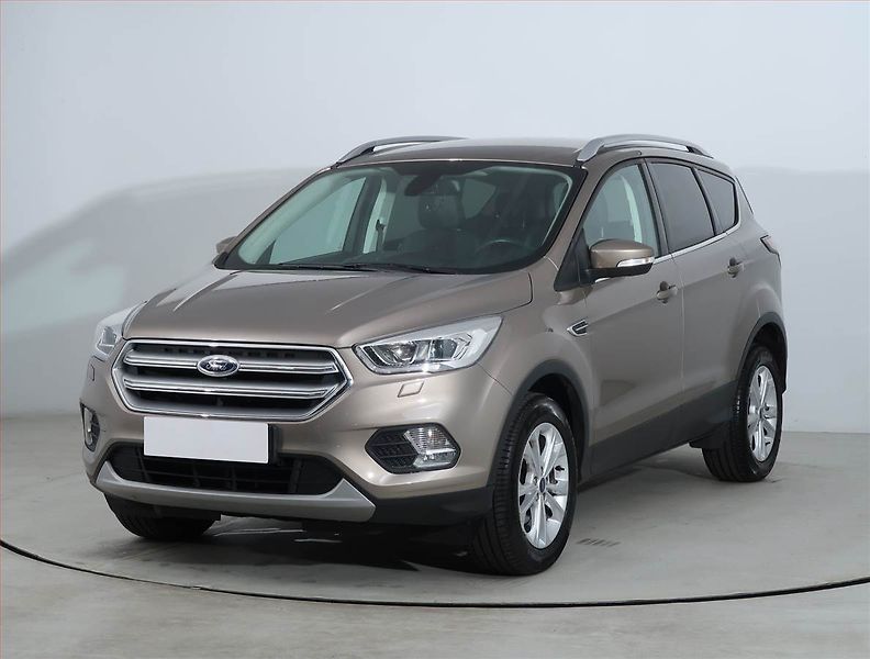Ford Kuga (2019) 1.5 EcoBoost, ČR,1.maj - fotka 2 z 19