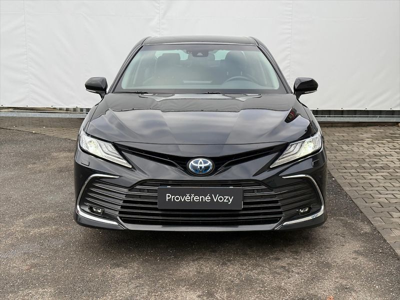 Toyota Camry 2,5 Executive, Hybrid - fotka 2 z 20